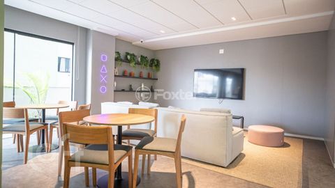 Image 10 - 851191