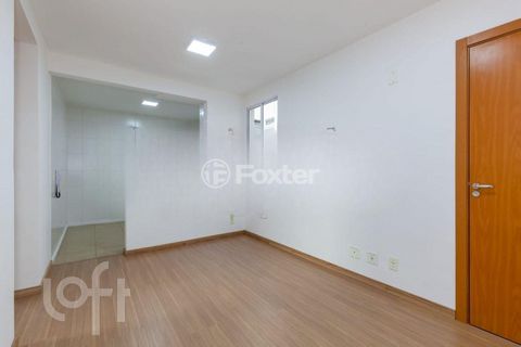 Image 7 - 851255