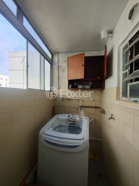 Image 9 - 851336