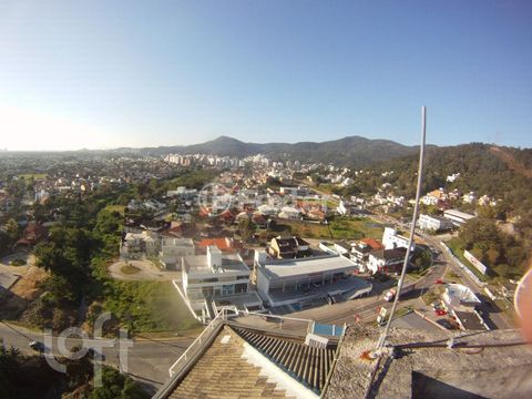 Image 3 - 851369