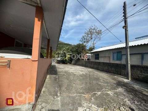 Image 4 - 851378