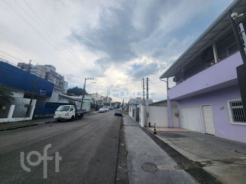Image 2 - 851466