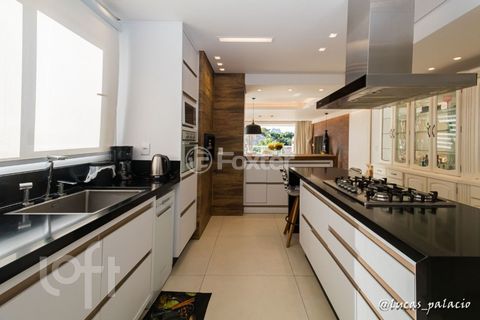 Image 9 - 851467