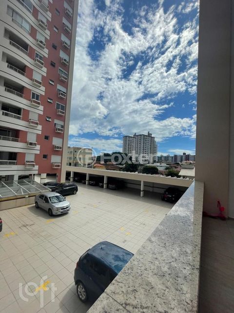Image 11 - 851515
