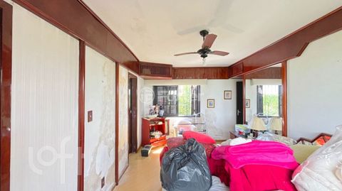 Image 19 - 851538