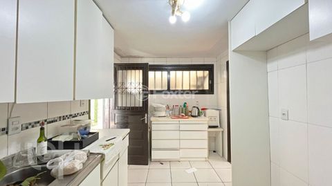 Image 7 - 851538