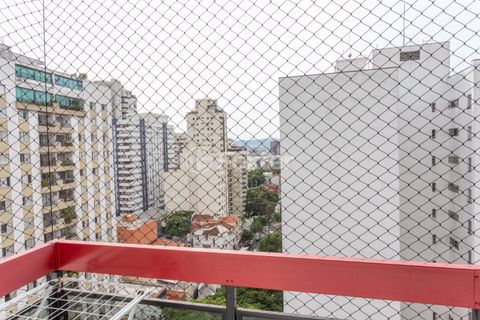 Image 19 - 851546