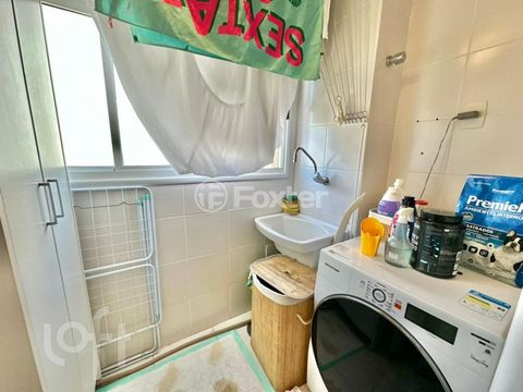 Image 7 - 851632
