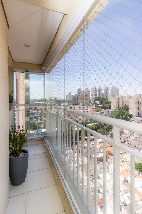 Image 7 - 851647