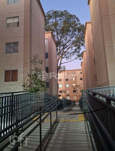 Image 5 - 851655