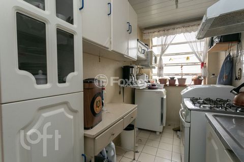 Image 9 - 851685