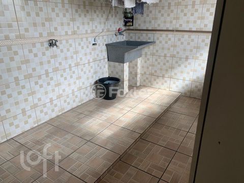 Image 7 - 851730