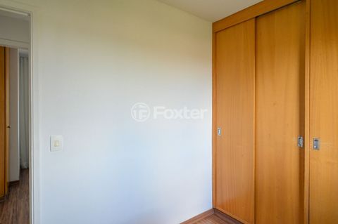 Image 6 - 851744