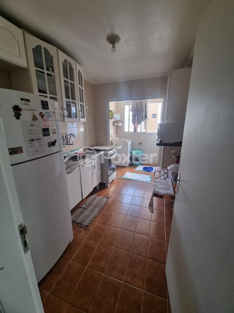 Image 8 - 851760