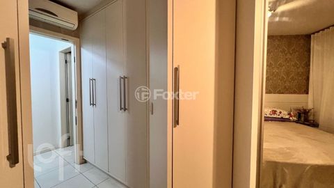 Image 8 - 851763