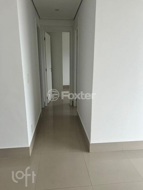 Image 6 - 851778