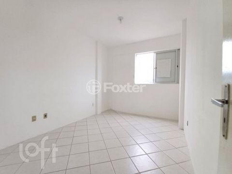 Image 8 - 851791