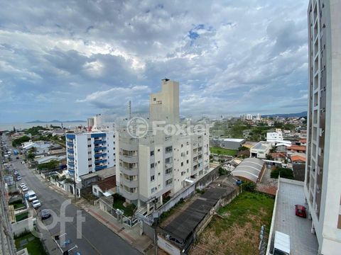 Image 5 - 851844