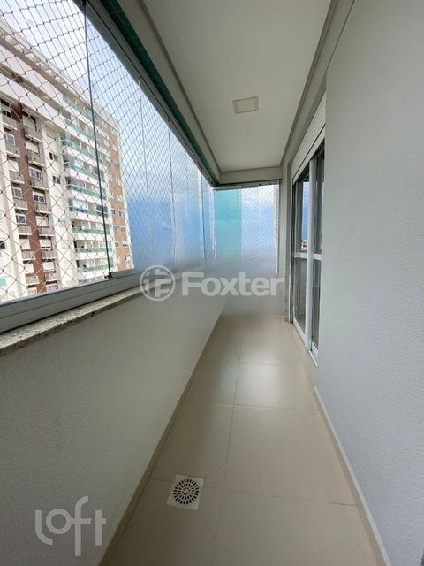 Image 4 - 851844