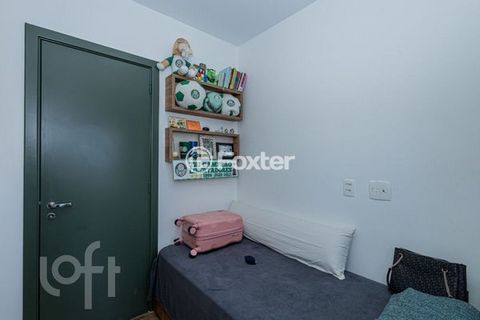 Image 19 - 851856