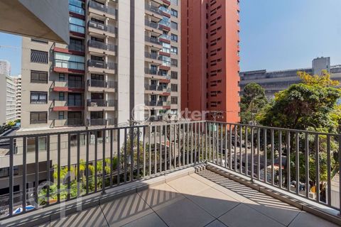 Image 8 - 851926
