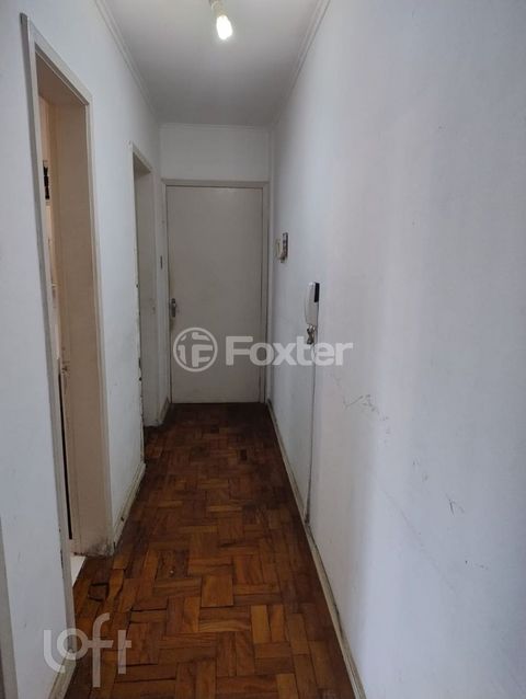 Image 7 - 851986