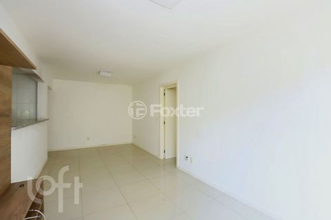 Image 3 - 852057