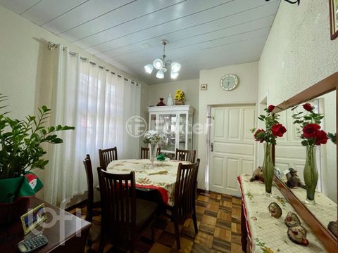 Image 3 - 852158
