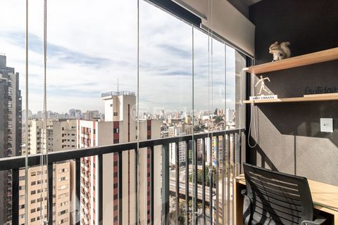 Image 14 - 852322