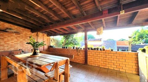Image 5 - 852373