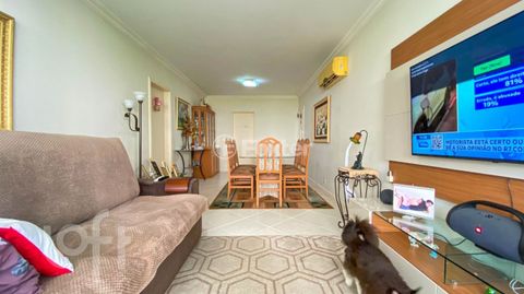 Image 6 - 852407