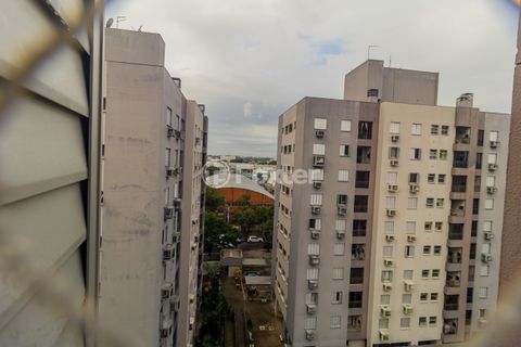 Image 17 - 852539