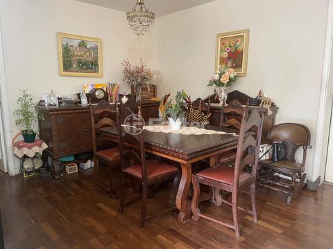 Image 4 - 852559