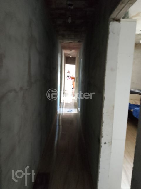 Image 4 - 852641