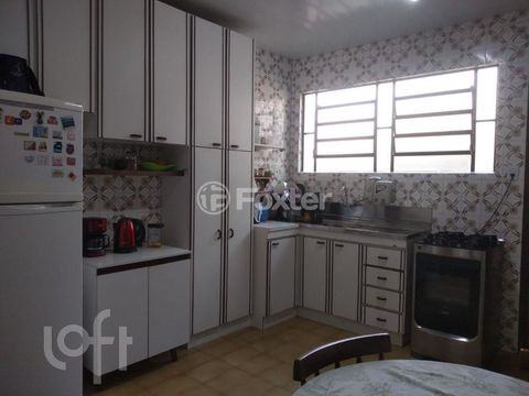 Image 8 - 852664