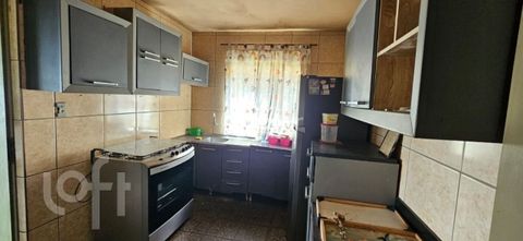 Image 4 - 852681