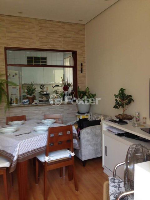 Image 7 - 852696