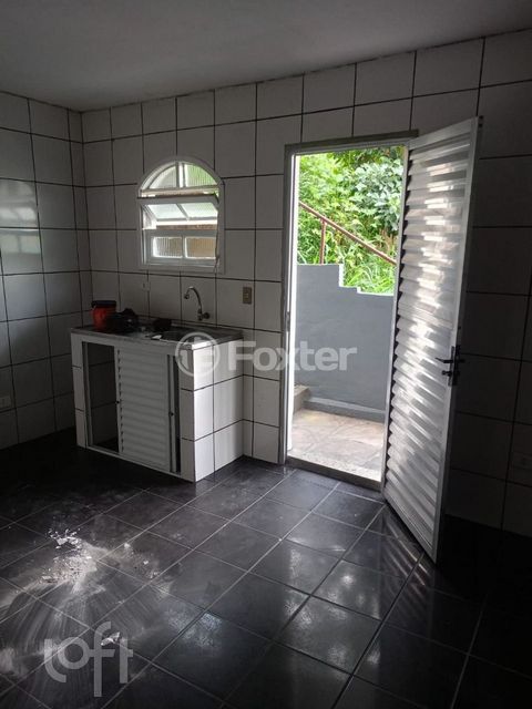 Image 3 - 852714