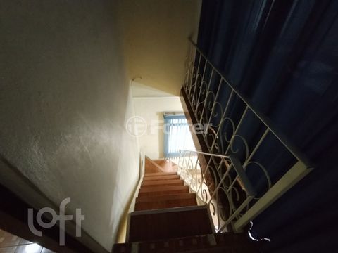 Image 2 - 852742