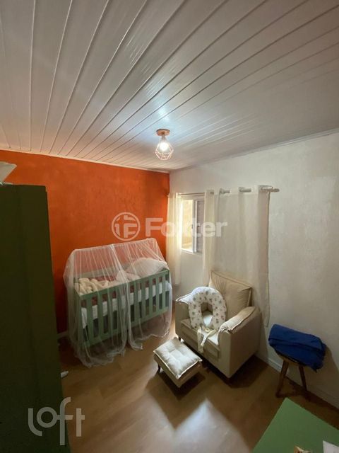 Image 5 - 852744