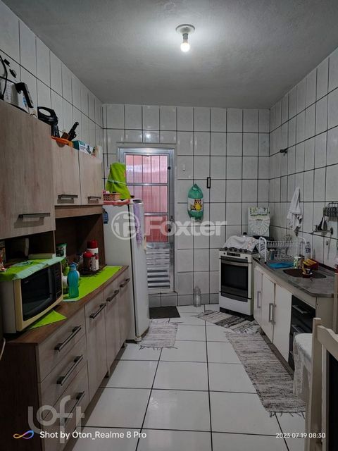 Image 3 - 852752
