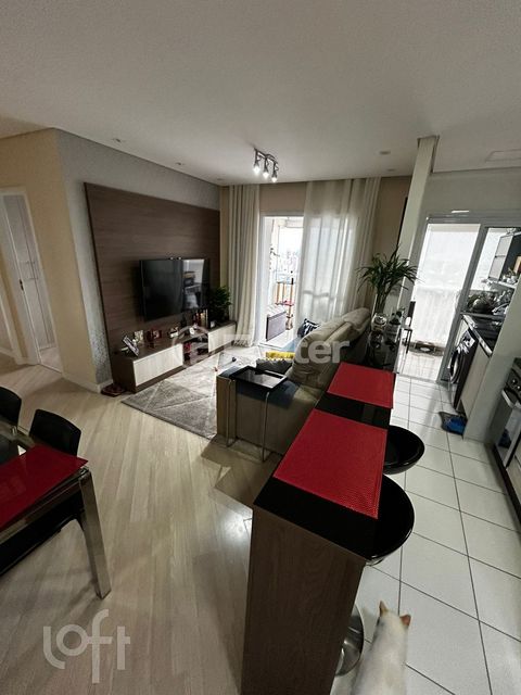 Image 1 - 852782