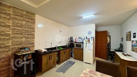 Image 4 - 852787