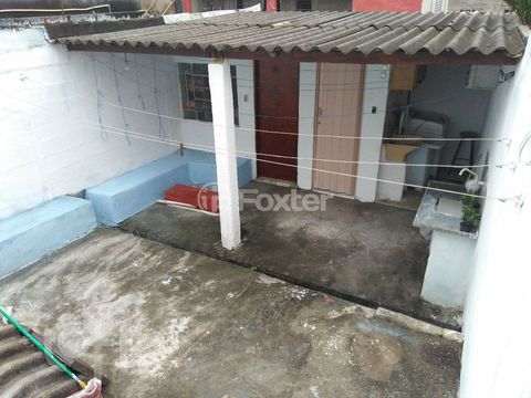 Image 8 - 852810