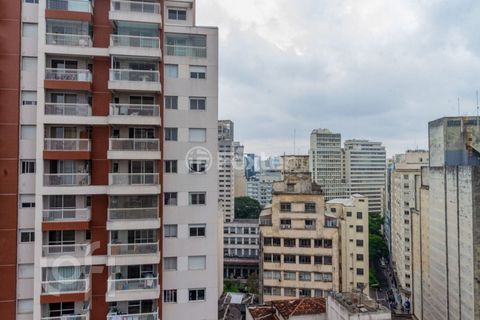 Image 15 - 852820