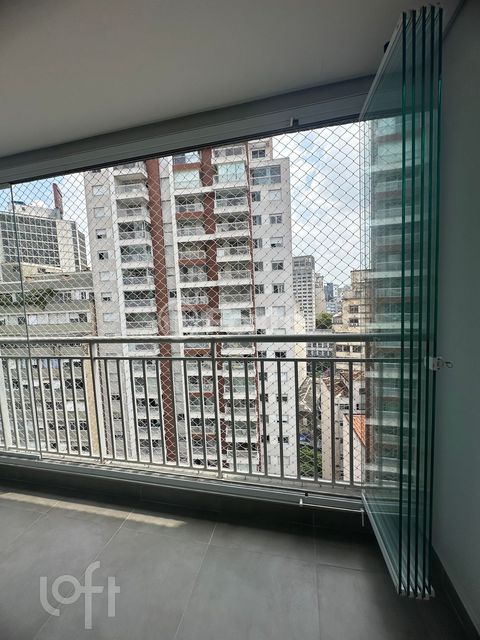 Image 4 - 852820