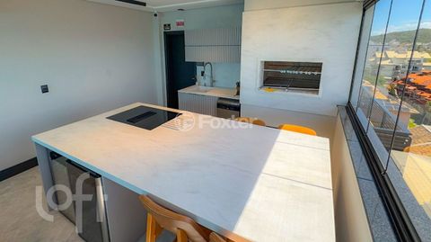 Image 4 - 852852