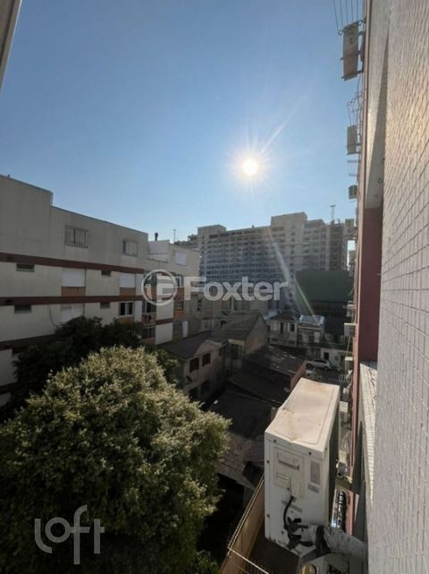 Image 3 - 852932