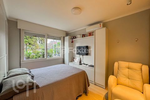 Image 8 - 852934