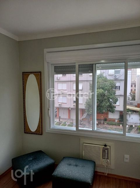 Image 4 - 852959